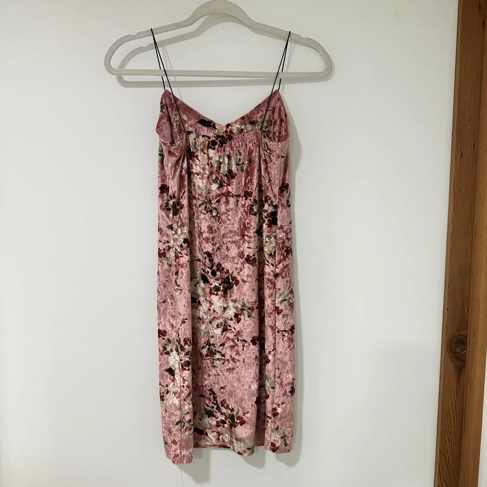 Polly & Esther Pink Floral Crushed Velvet Slip Dress Womens S Spaghetti Strap